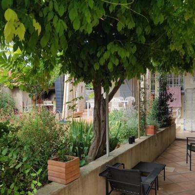 Le salon de jardin pour un moment de détente et de récupération